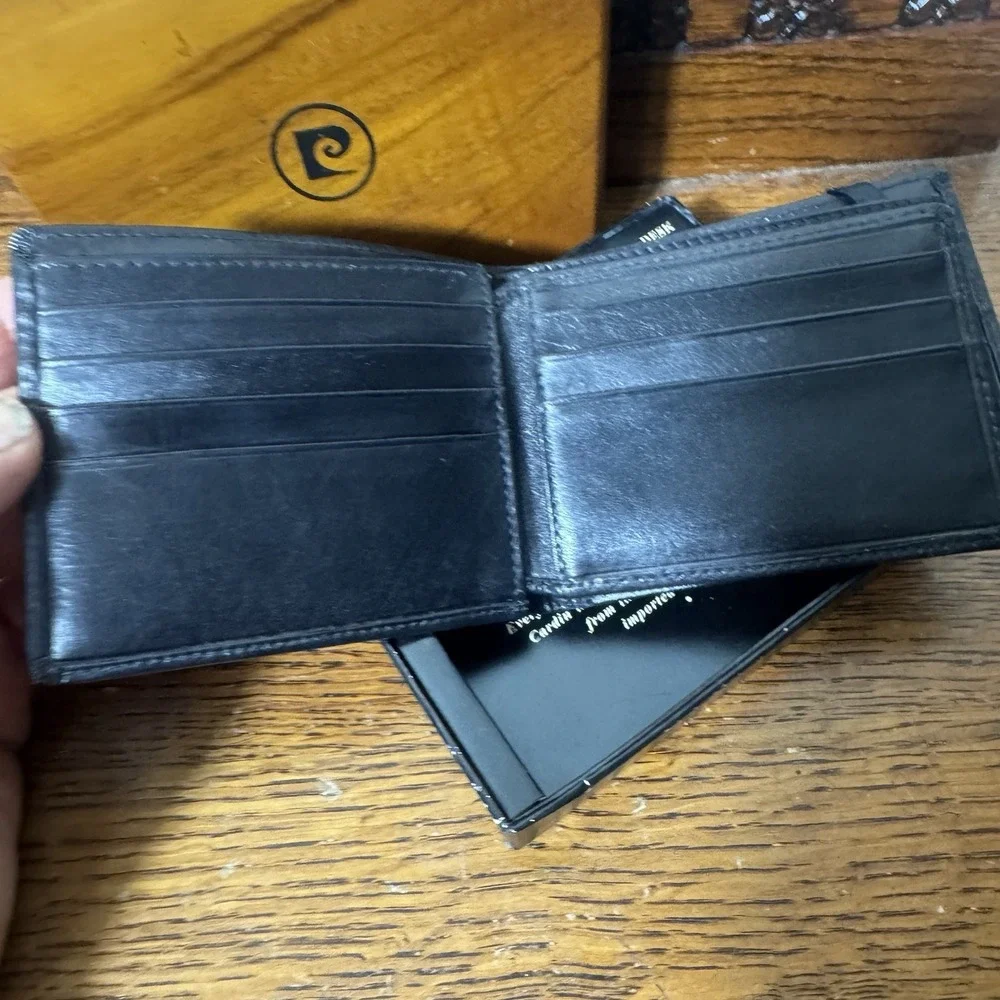 NOS Pierre Cardin Brown Leather Passcase Billfold Wallet w/ Box Vintage